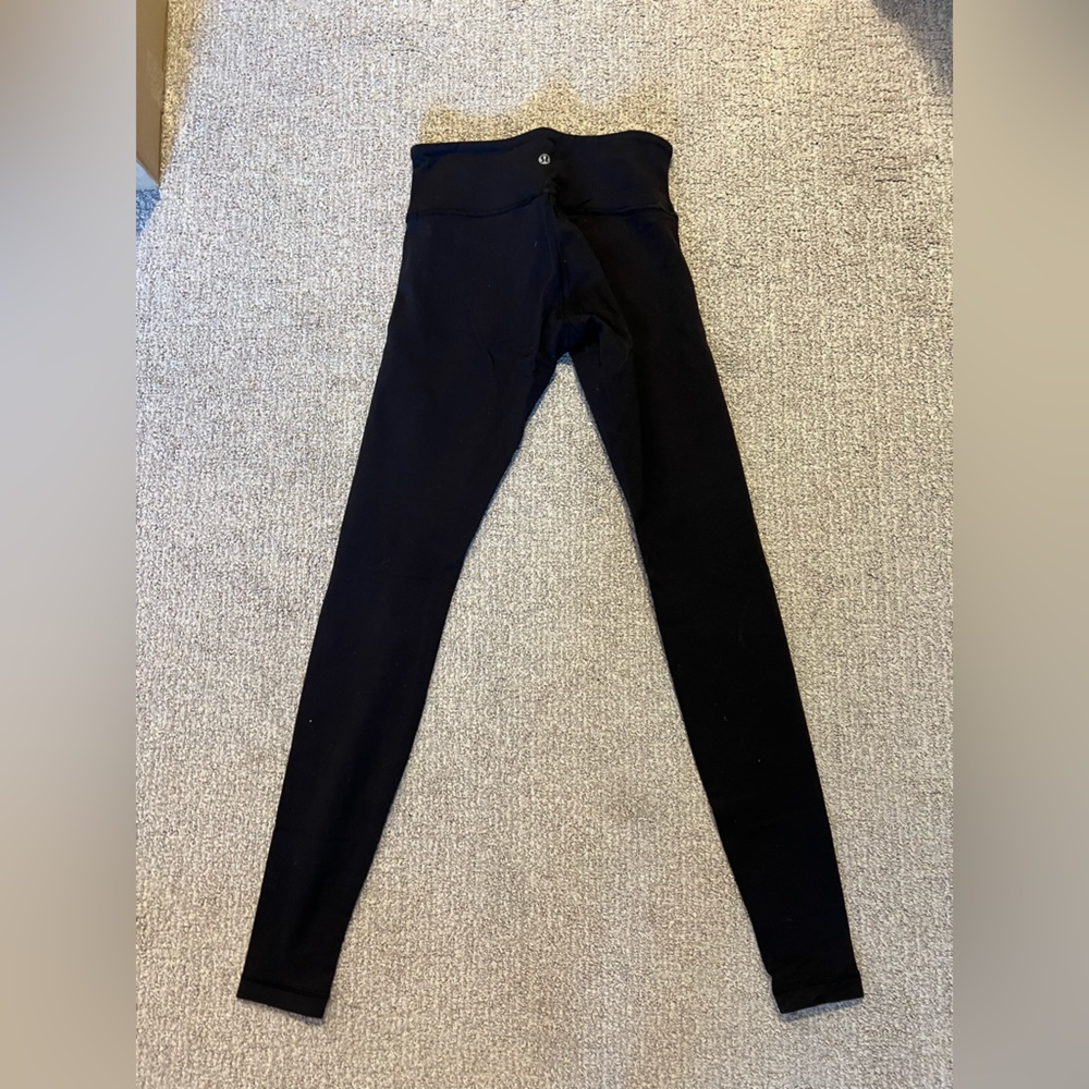 Black Lululemon Wunder Under Leggings